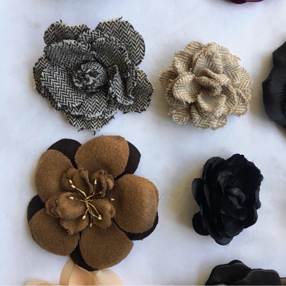 Bundle of 23 Fabric flower Brooch / Hair Clip - Picture 6 of 16